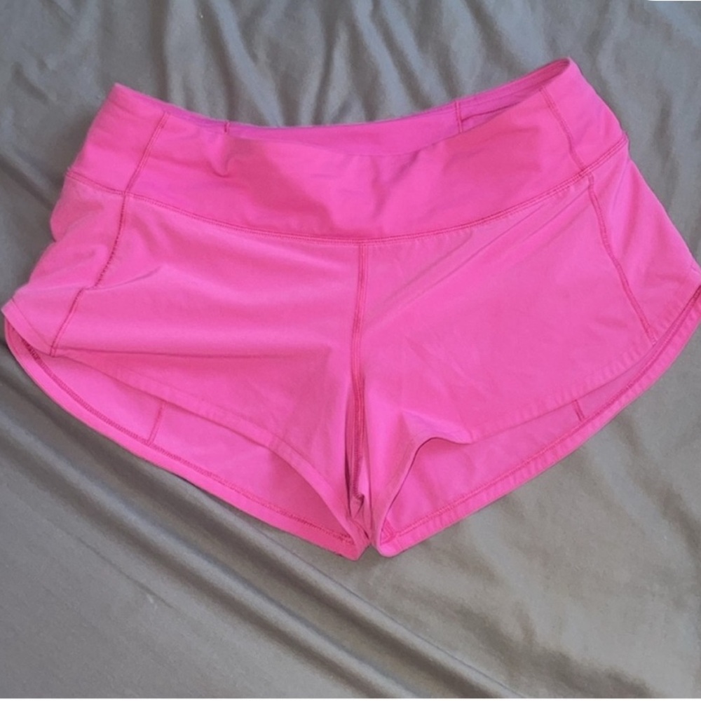 lululemon Sonic Pink speed up shorts 2.5 inch